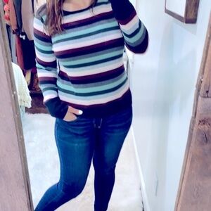 Vince Camuto striped sweater size medium